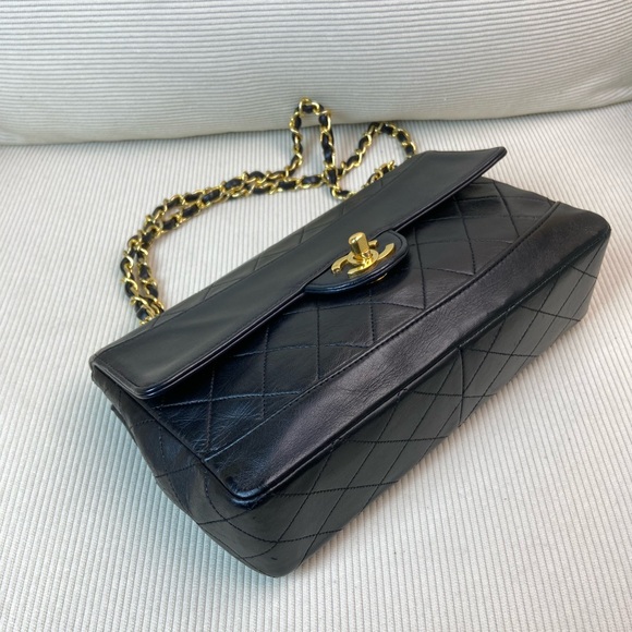HOLD - CHANEL Vintage Black Lambskin Flap Bag Medium GHW - Picture 9 of 16